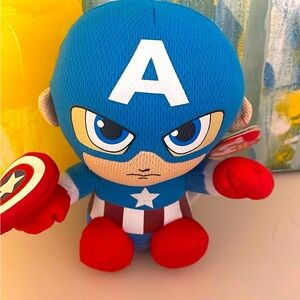NWT Captain America Beanie Baby w free marvel cube